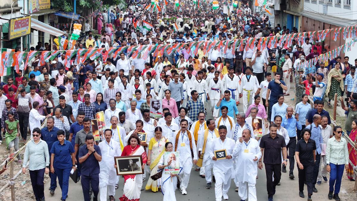 mamata-asks-migrants-harassed-in-other-states-to-return-to-west-bengal
