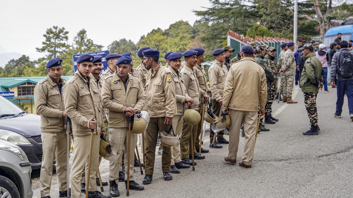 himachal-makes-dope-testing-for-‘chitta’-mandatory-in-police-recruitment