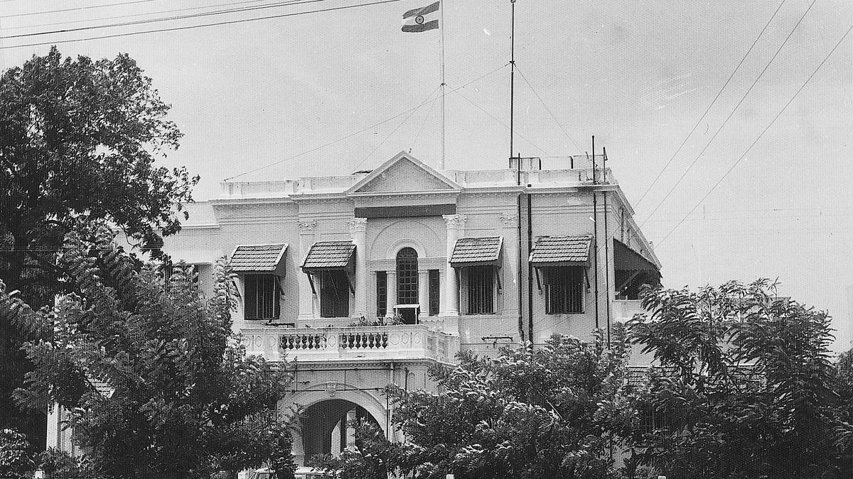 conservationists’-fight-to-protect-‘perfect-unanimity’,-the-british-era-building-on-the-marina 