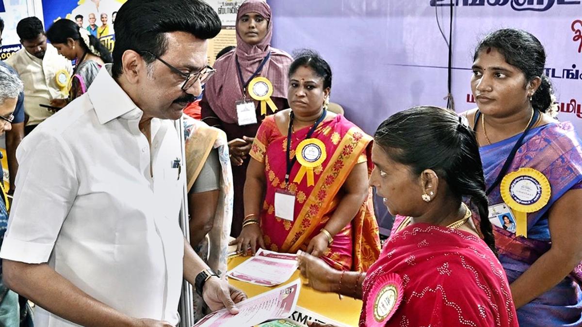 if-there-can-be-‘namo’-and-‘amma’-schemes,-why-not-‘ungaludan-stalin’,-asks-dmk