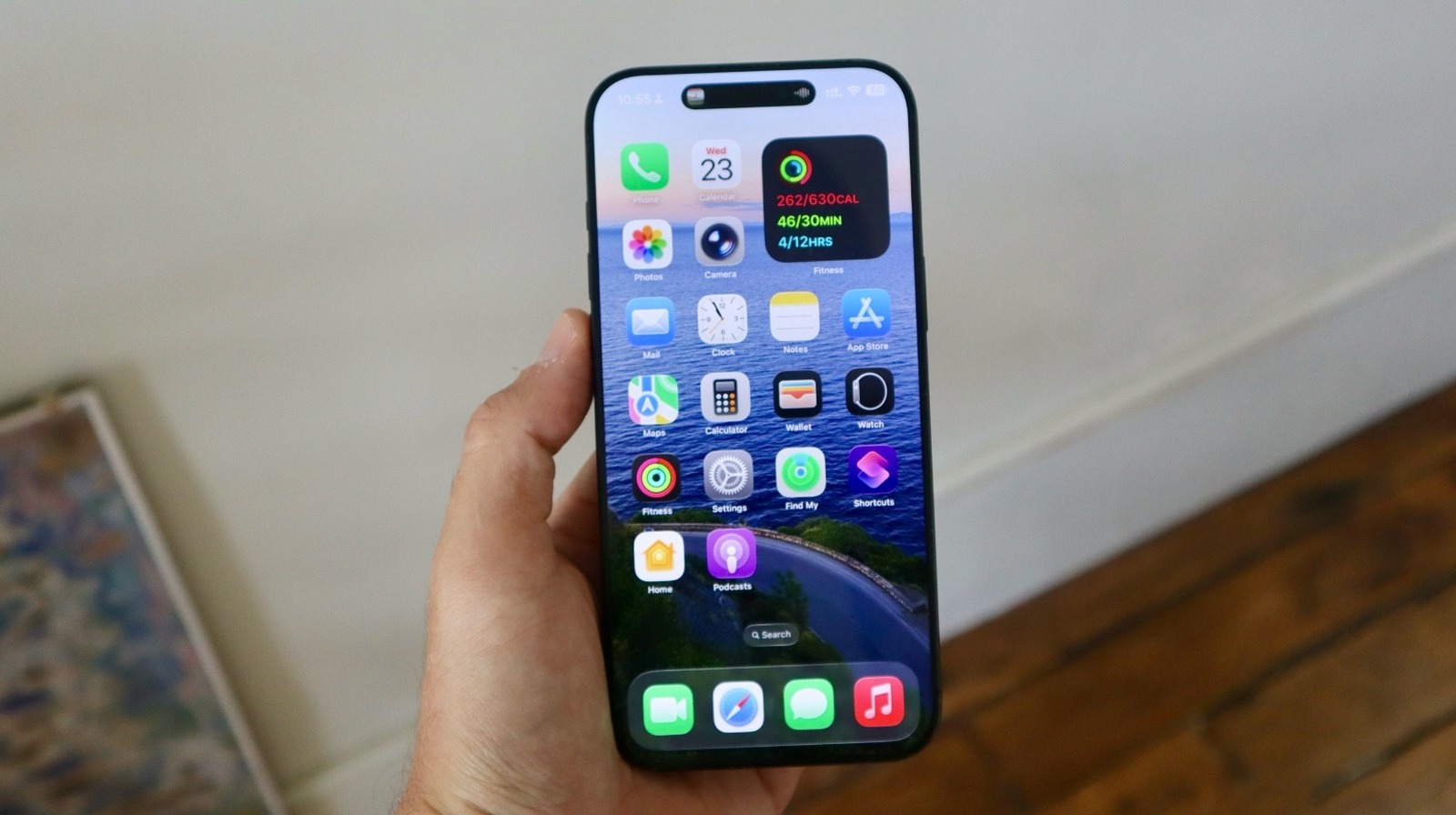 6 Reasons To Skip The iOS 26 Public Beta