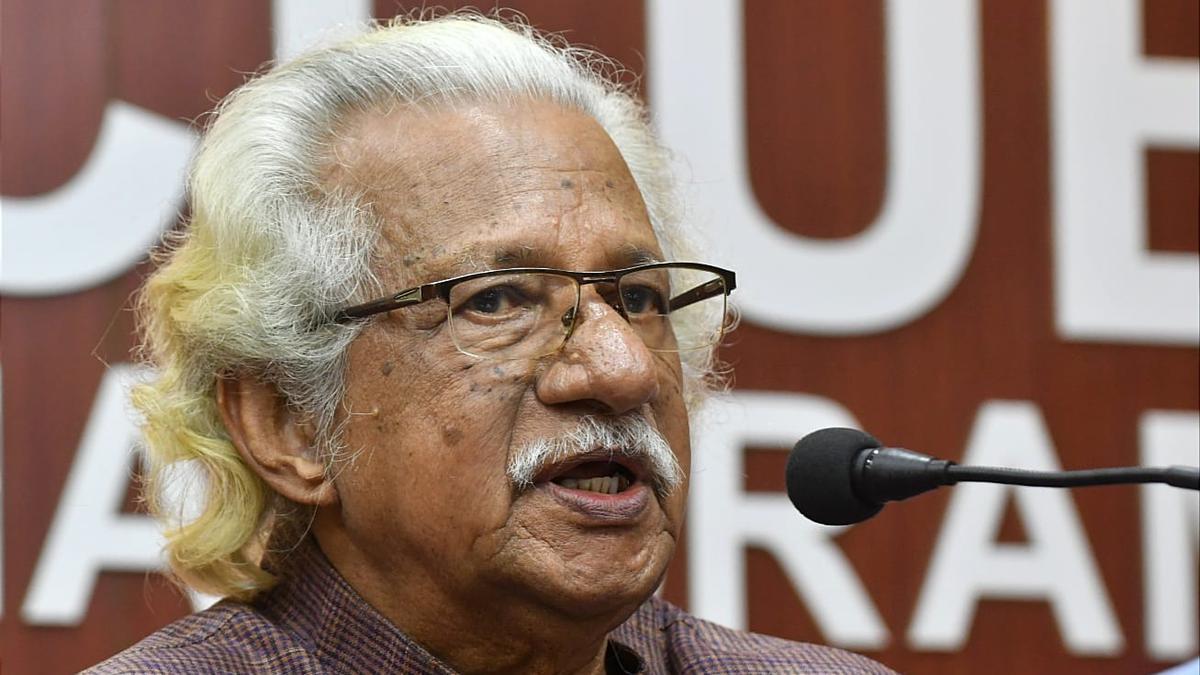 adoor-gopalakrishnan-courts-controversy-at-kerala-film-policy-conclave,-minister-counters-him