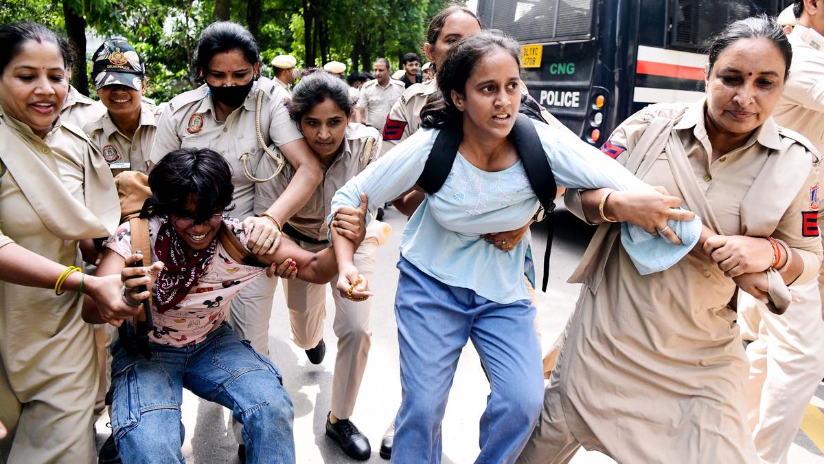 odisha-self-immolation-case:-crime-branch-of-odisha-police-arrests-two-persons-linked-to-the-death