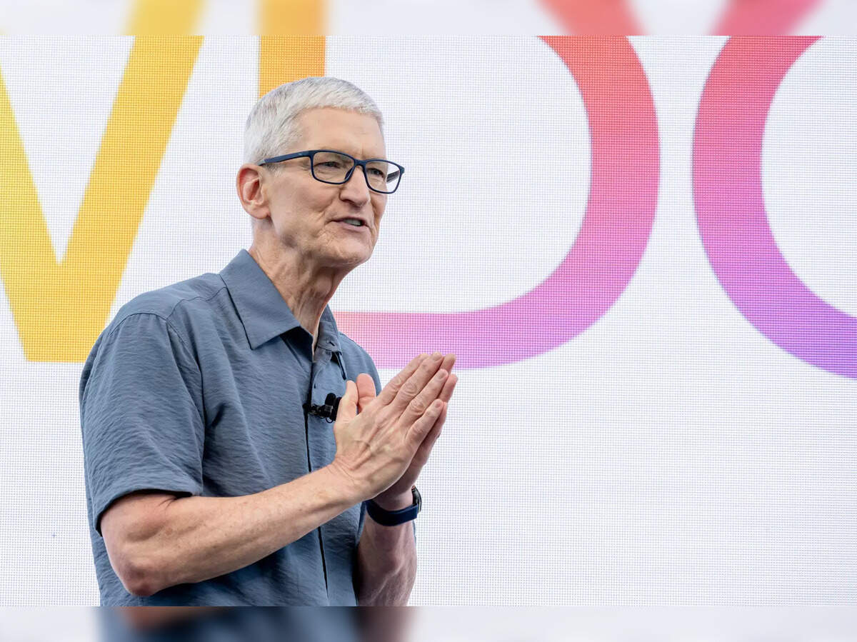 Apple CEO Tim Cook tells staff AI is ‘ours to grab’ in hourlong pep talk