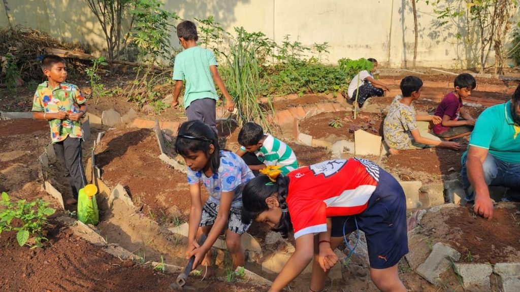Aadi Pattam: When city folks learn farming on weekends