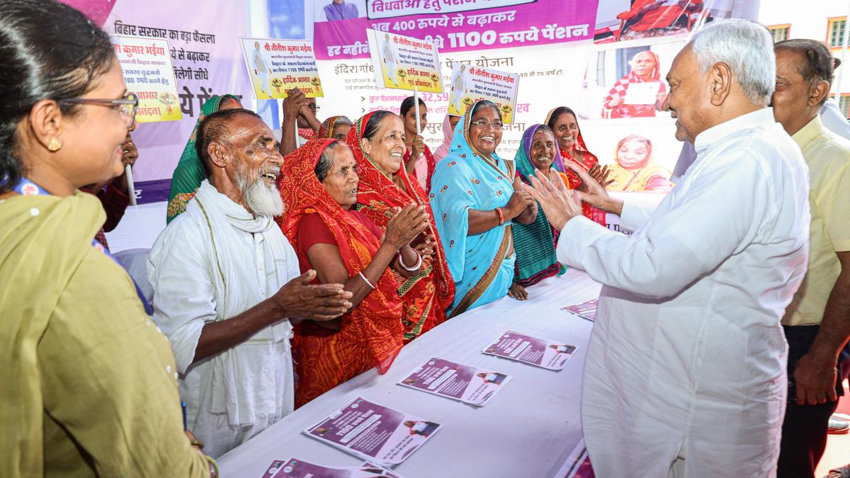 nitish-kumar-announces-domicile-policy,-new-welfare-schemes-in-bihar