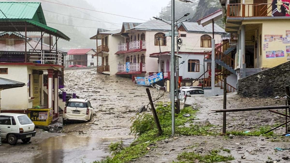 uttarkashi-cloudburst:-pm-modi,-amit-shah,-rajnath-speak-to-cm-dhami;-assure-centre’s-assistance