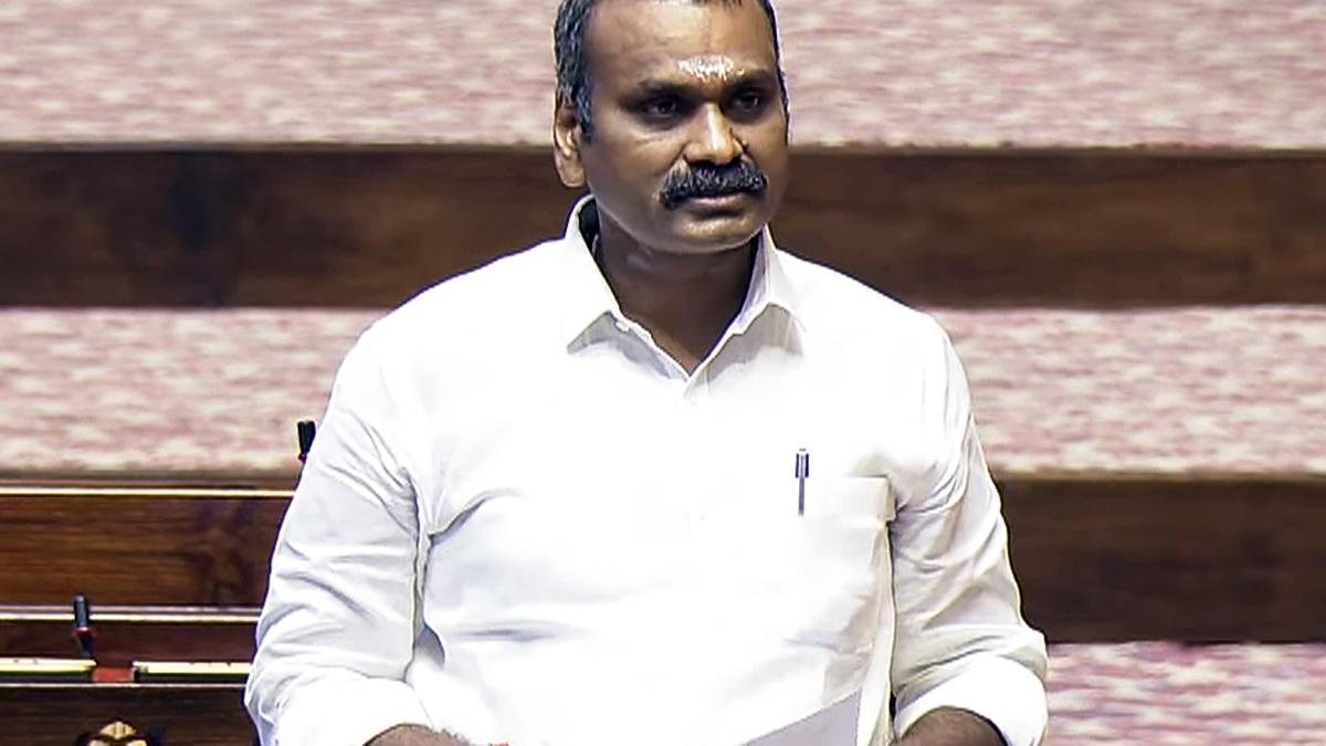 centre-urges-states-to-use-india-cine-hub-portal-to-facilitate-global-film-production-locally