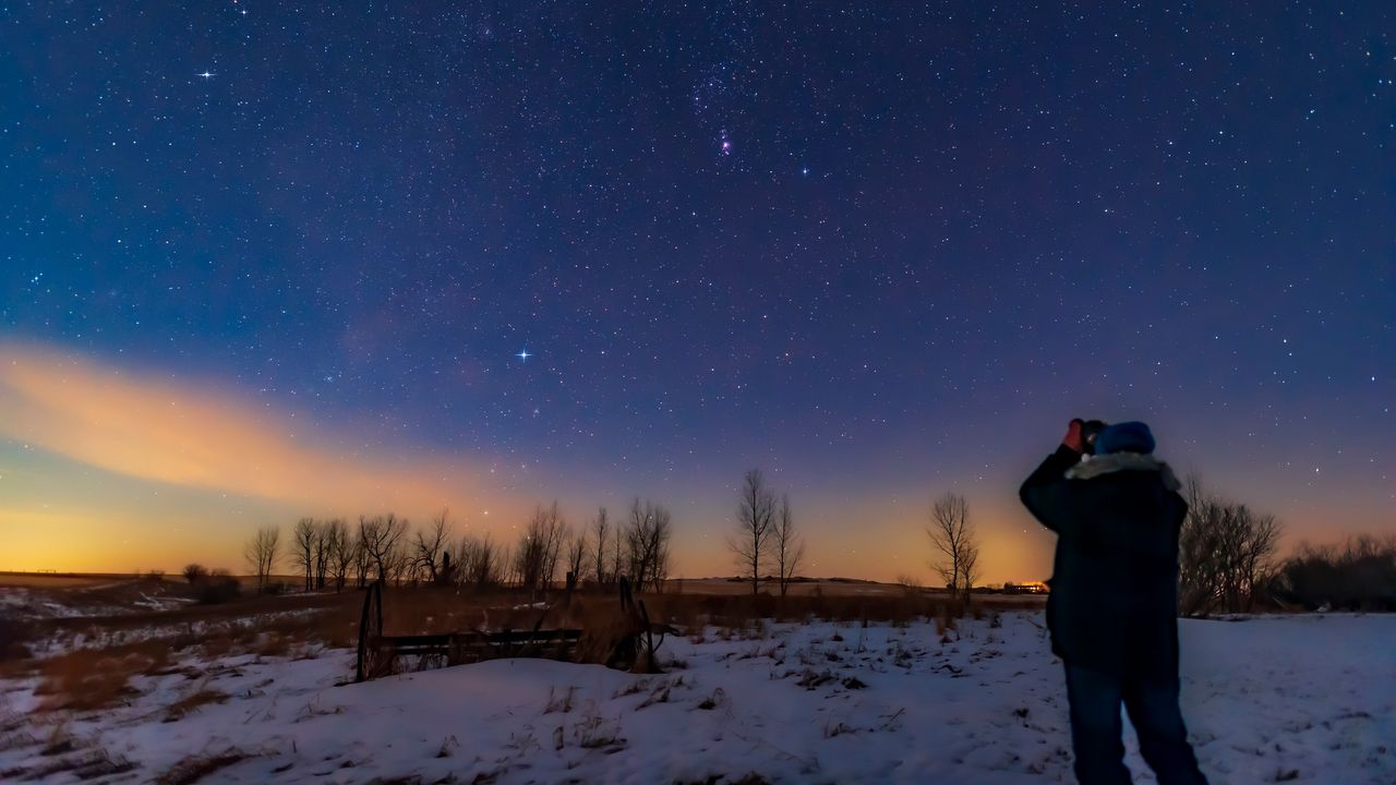 Nine best things to see in the night sky with binoculars: August to November 2025