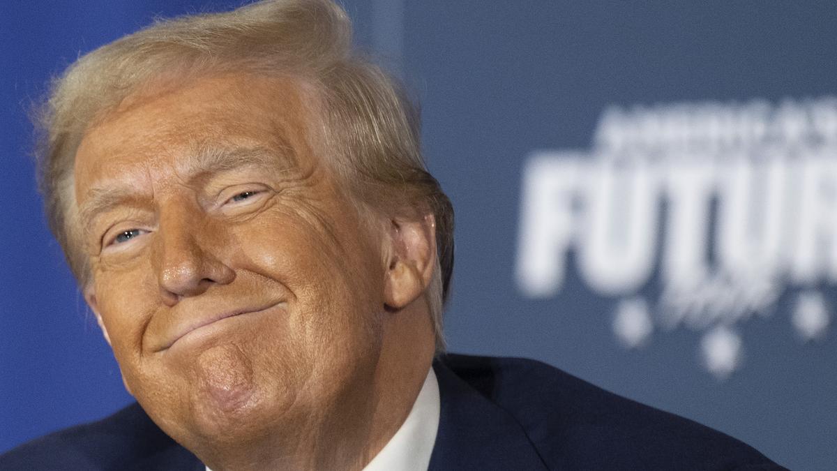 donald-trump-from-samastipur:-fake-application-rejected-in-bihar