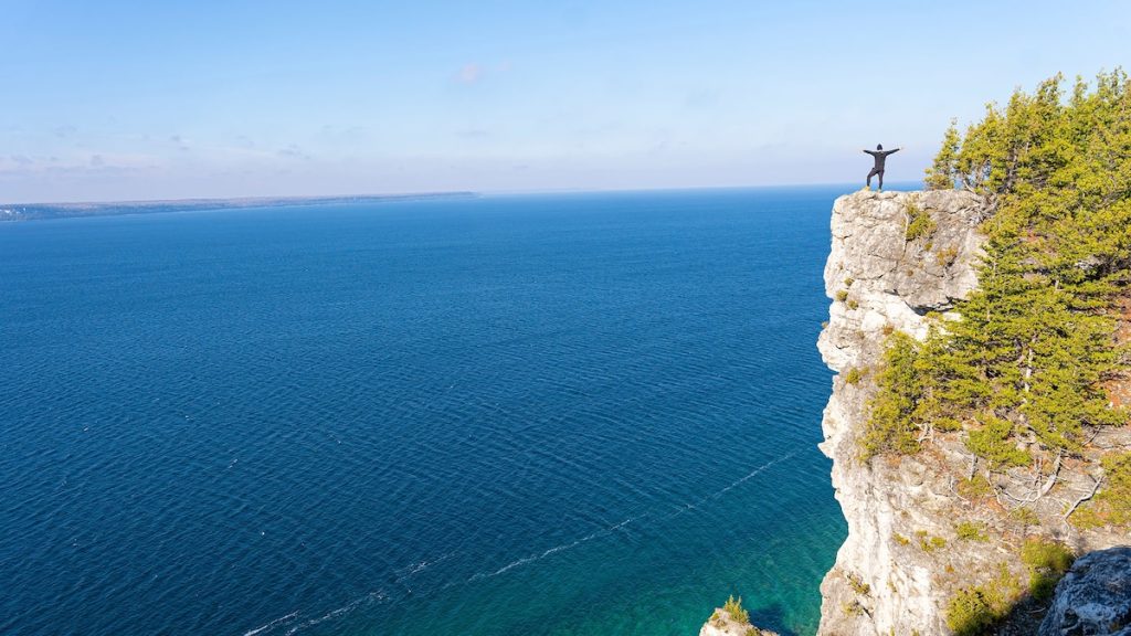 Canada’s oldest hiking trail covers 560 miles of urban and rugged views