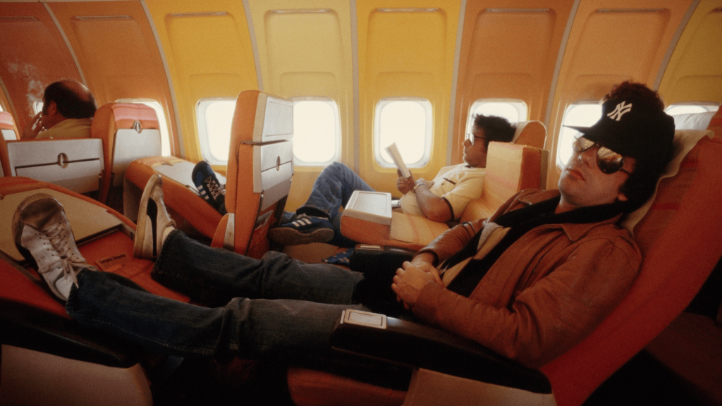 15 mind-blowing photos of flying through the decades