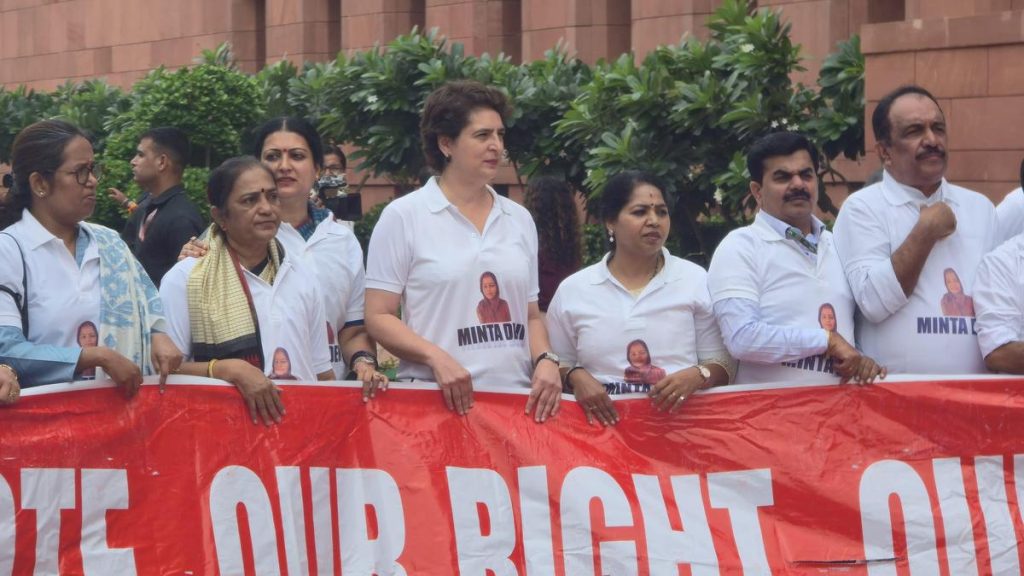 Congress Stages Unique Protest in Bihar SIR, Highlights 'India's Oldest Voter