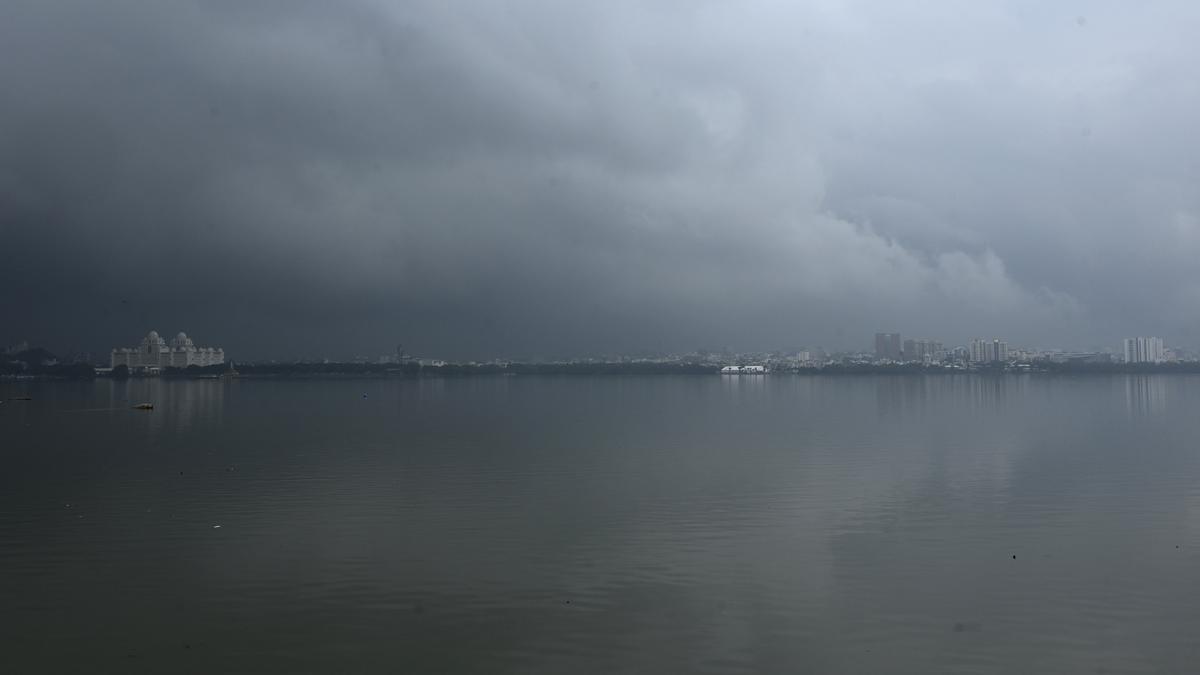 ghmc-on-high-alert-as-city-braces-for-three-days-of-heavy-rain