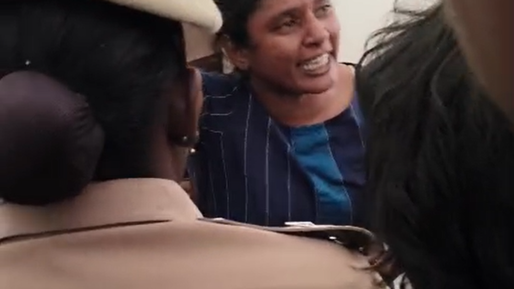 Two women advocates detained for ‘instigating’ conservancy workers’ protest in Chennai