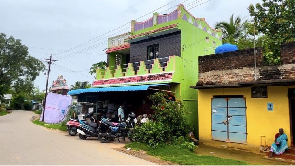 burglars-decamp-with-39-sovereigns-of-gold,-silver-objects-from-farmer’s-house-in-ranipet