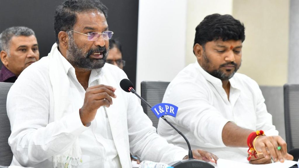 85 crore fingerlings and 10 crore juvenile prawns to be released into Telangana’s water bodies