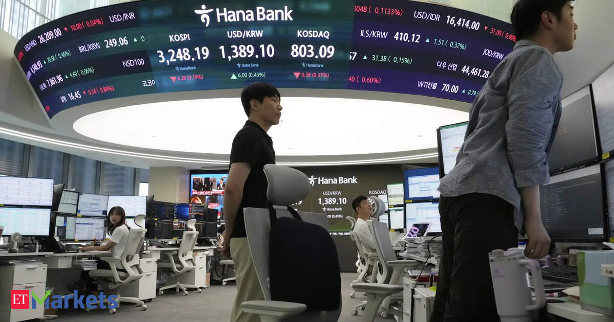 Asia stocks start tepid after three-day rally