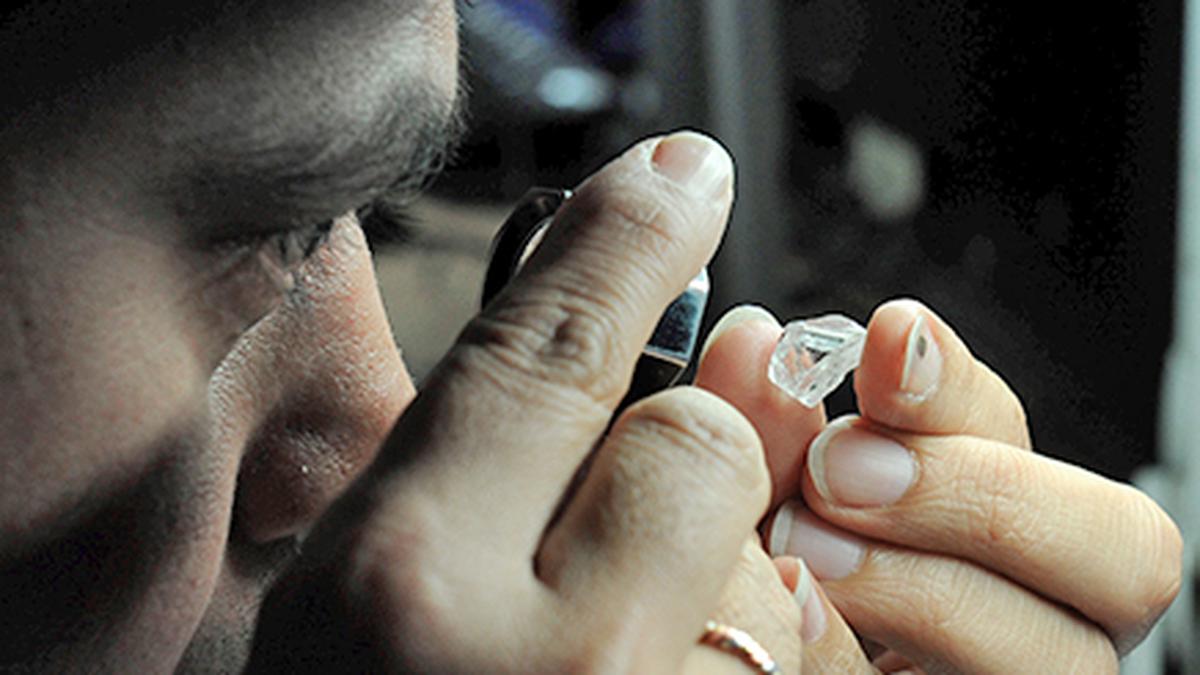 us.-has-no-alternative-to-india-in-diamonds,-say-industry-leaders