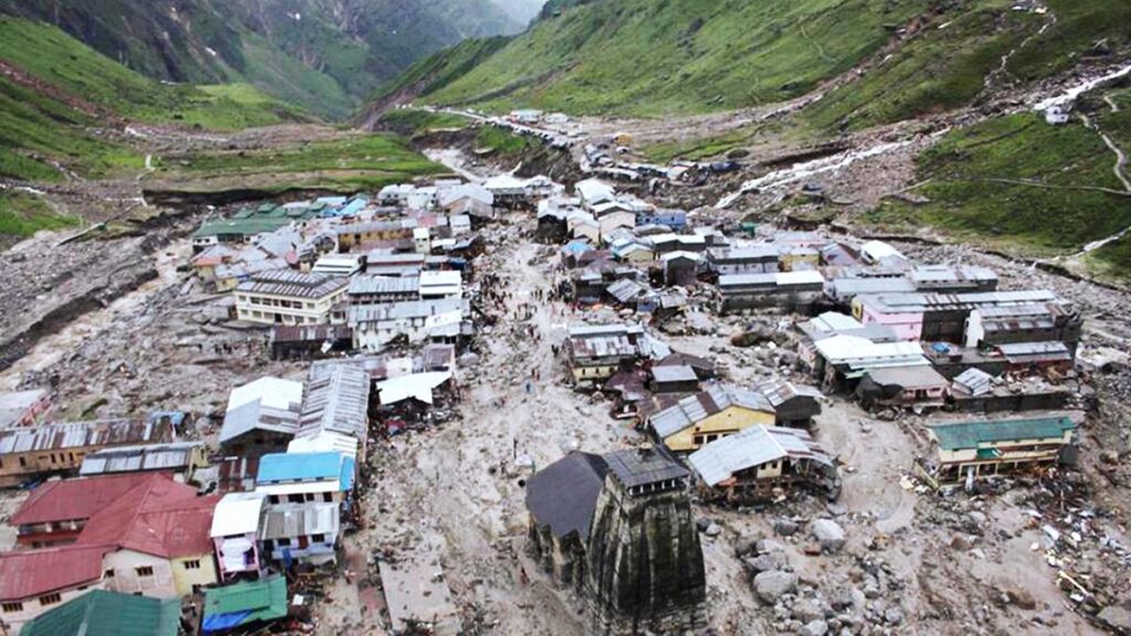 Himalayan Turmoil Captured in Striking Images