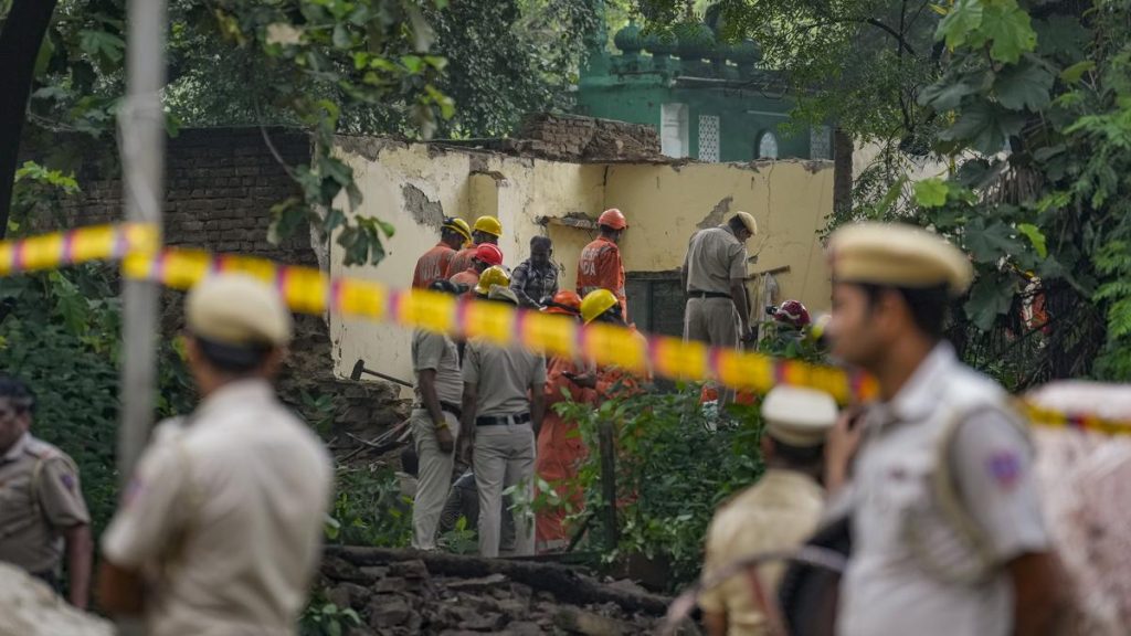 Delhi Police Investigates Structure Collapse at Dargah Near Humayun's Tomb