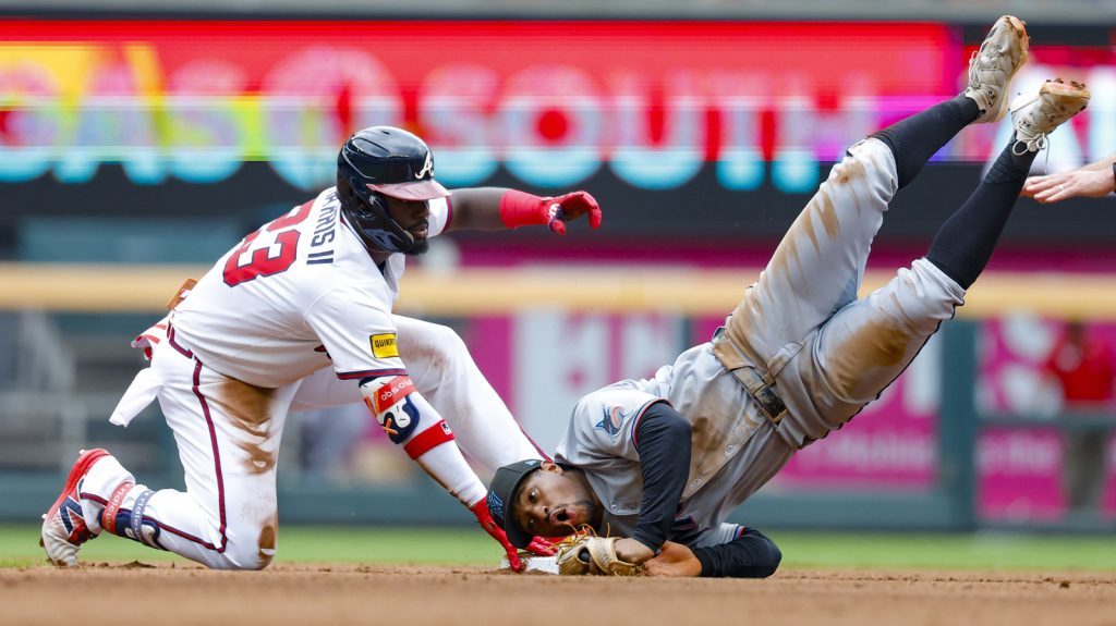 Apple Wants To Expand Live Sports Offering With MLB Playoffs