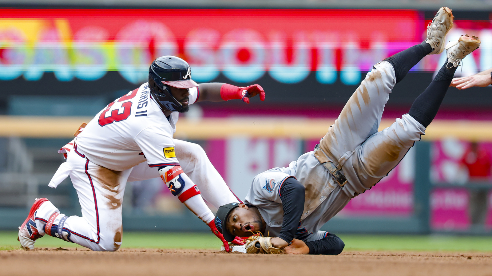 Apple Wants To Expand Live Sports Offering With MLB Playoffs