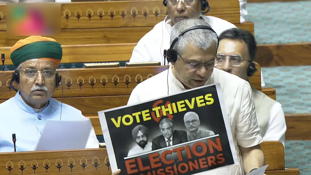 lok-sabha-passes-bill-to-ban-online-games-played-with-money