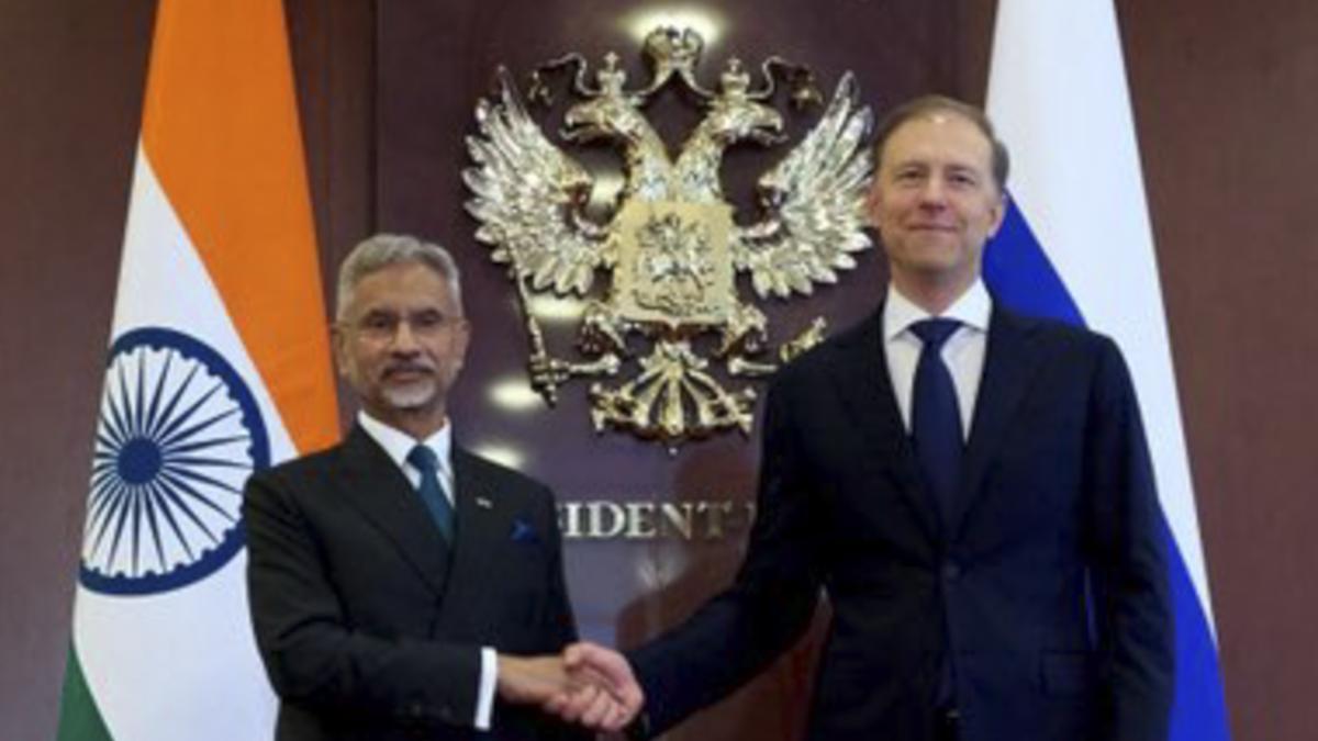 in-moscow,-jaishankar-raises-challenge-posed-by-tariff-to-india-russia-trade,-calls-for-early-conclusion-of-india-eurasian-economic-union-fta