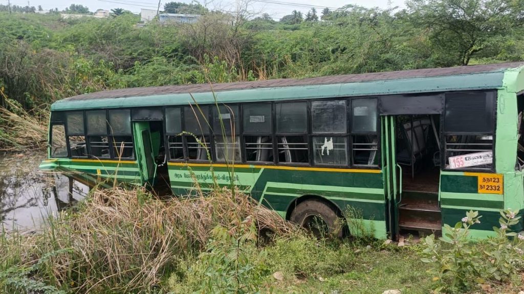 Crew, commuters injured as TNSTC bus skids off highway into open land