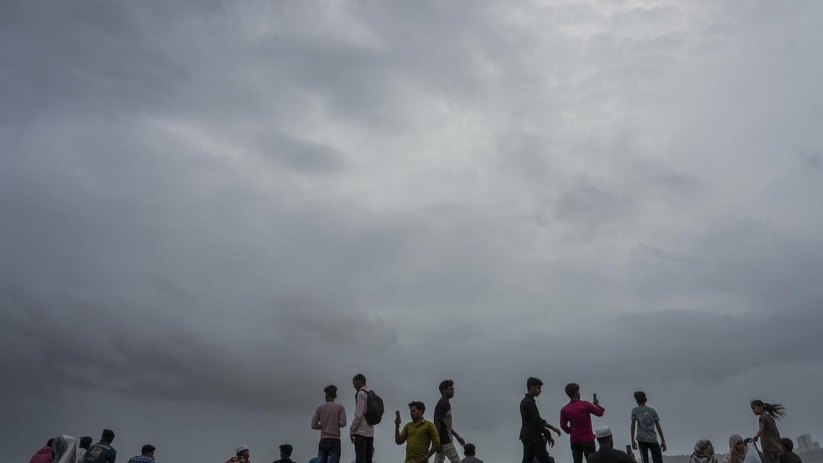mumbai-rains-live:-schools,-colleges-reopen-after-relief-from-heavy-rains