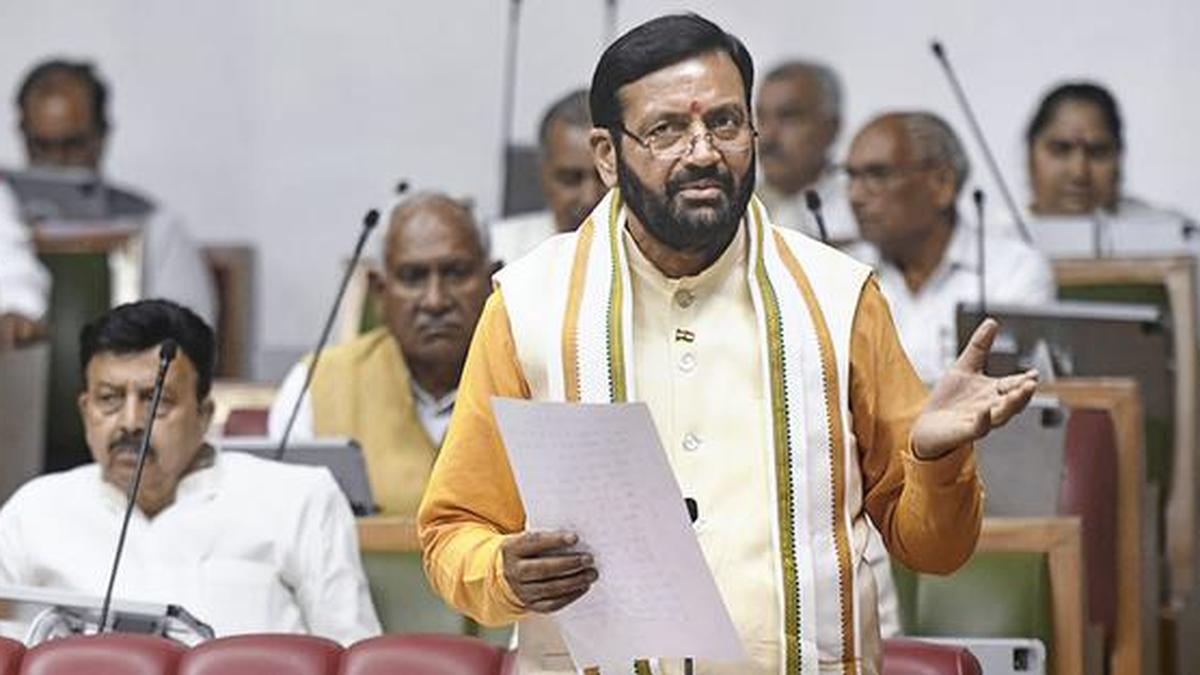 amid-protests-over-death-of-a-school-teacher-in-haryana,-cm-announces-to-hand-over-the-probe-to-cbi