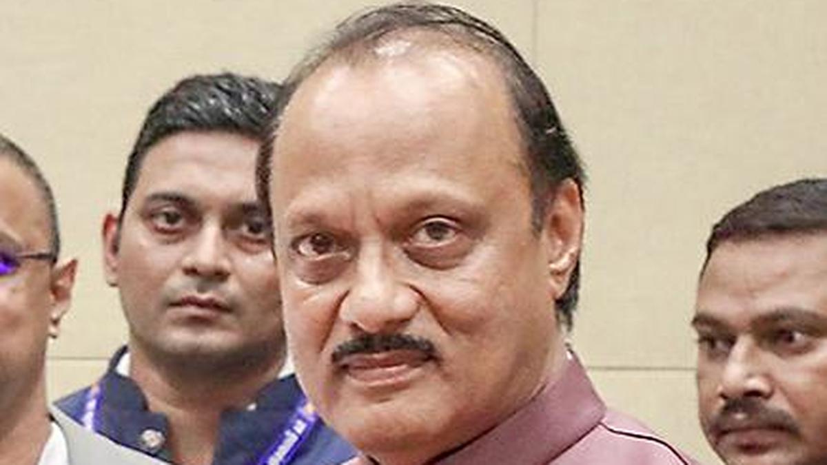 no-need-to-give-political-angle-to-raj-thackeray-devendra-fadnavis-meeting:-ajit-pawar