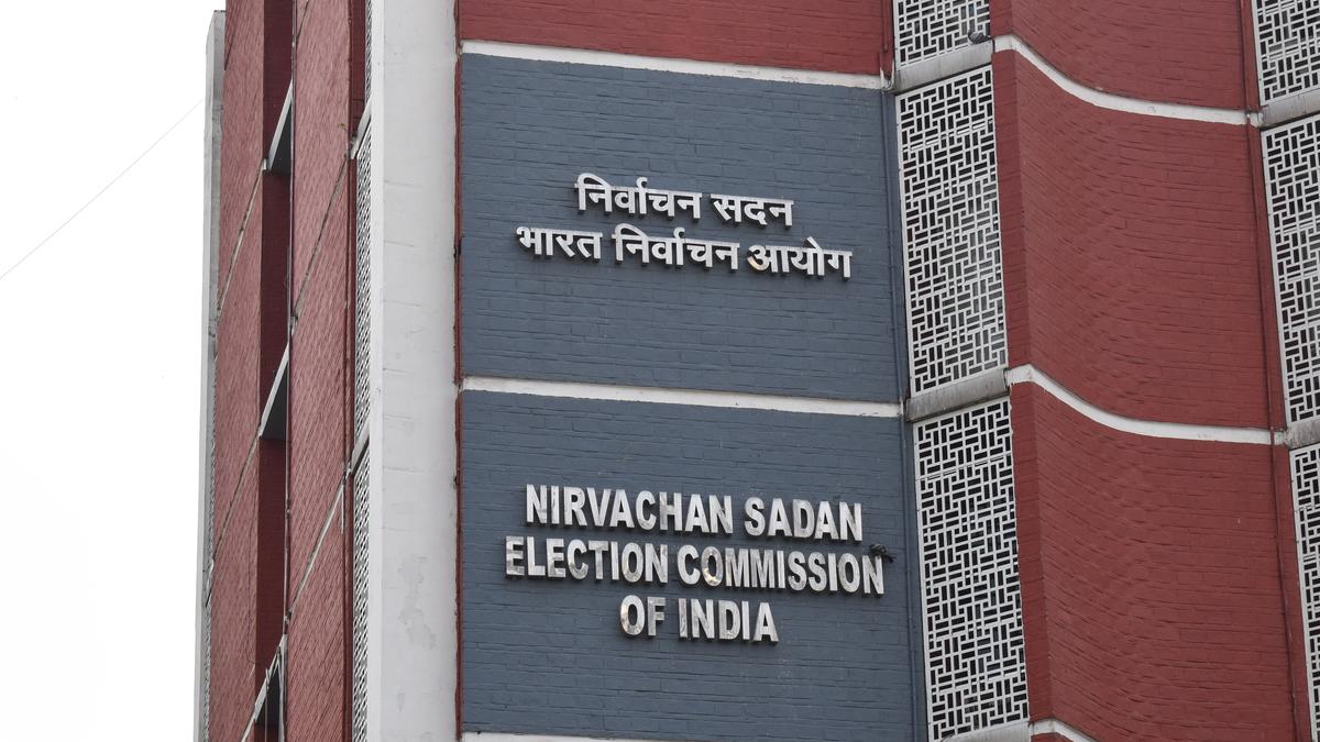 election-commission-appoints-two-additional-secretaries-as-observers-for-vice-presidential-poll