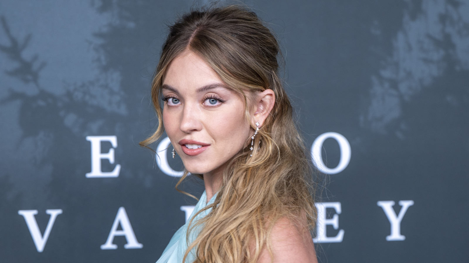 This 2025 Sydney Sweeney Thriller Is Taking Over Apple TV+’s Streaming Charts