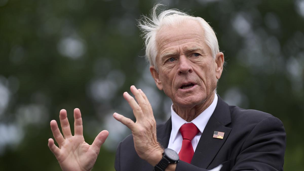 ‘maharaj’-in-tariffs:-white-house-trade-adviser-navarro-criticises india-over-russian-oil
