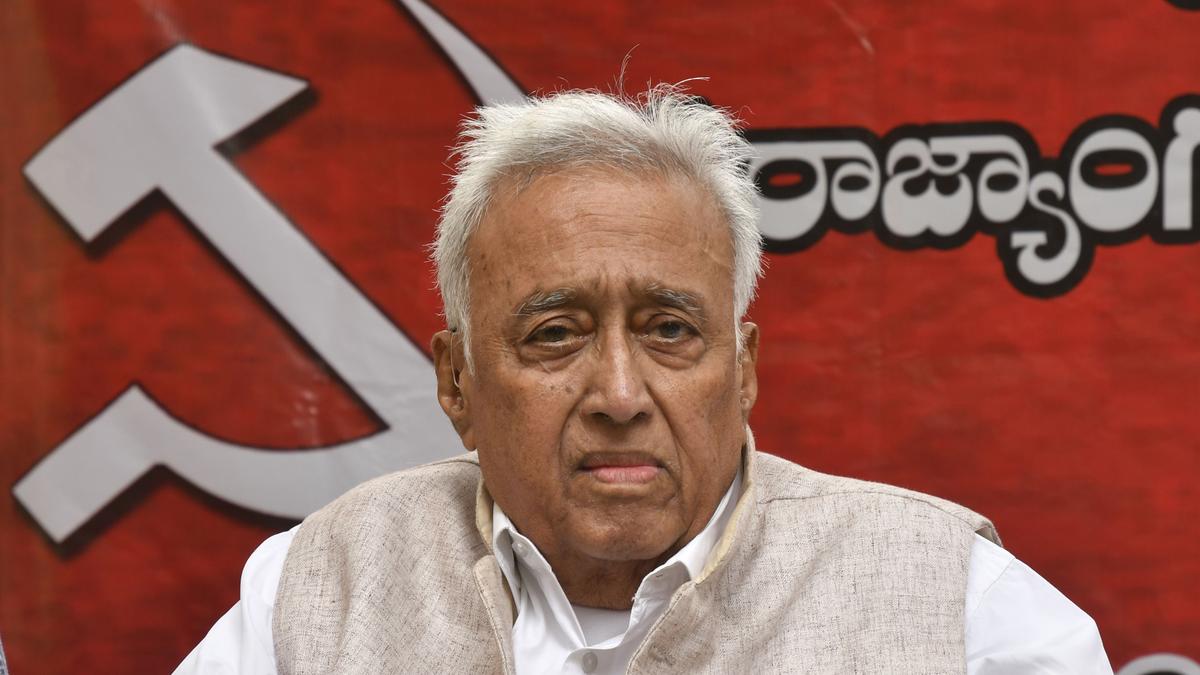 cpi-leader-suravaram sudhakar-reddy-passes-away