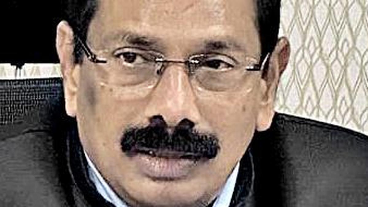 andhra-gom-to-examine-proposal-to-enhance-retirement-age-of-employees-of-psus,-corporations-to-62 