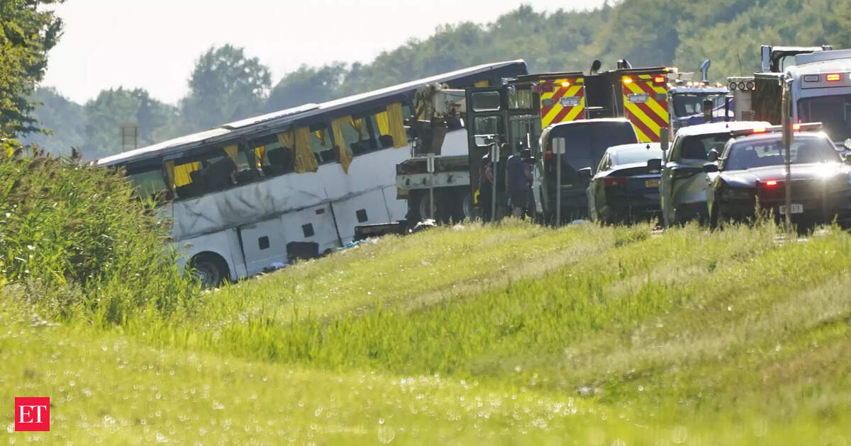 New York bus crash: 5 killed, several injured as vehicle carrying 54 tourists from Niagara Falls overturns; Indians among victims