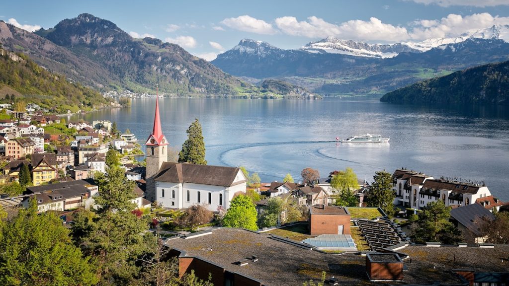 How to spend the ideal autumn weekend on the shores of Lake Lucerne