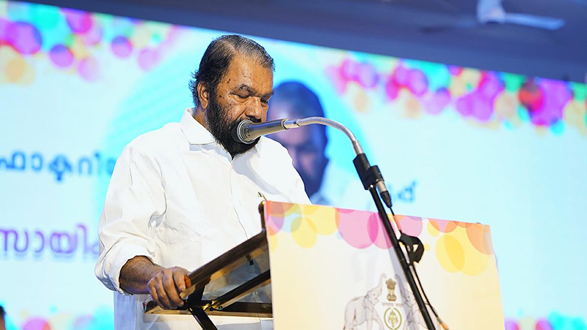 sivankutty-calls-rajeev-chandrasekhar’s-warning-to-kerala,-tamil-nadu-cms-on-sabarimala-as-‘childish-bluster’
