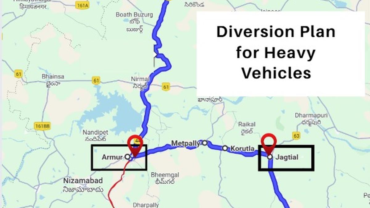 telangana-rains:-traffic-diversions-on-nh44-after-heavy-rains-damage-nagpur-highway