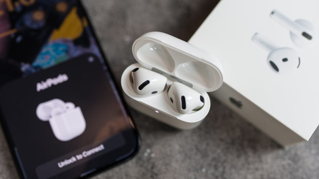 iOS 26 Lets You Take Photos With Your AirPods