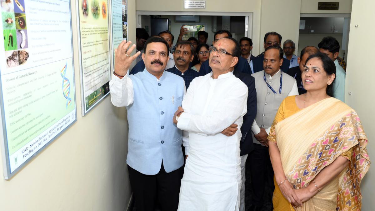 shivraj-singh-chauhan-calls-upon-scientists-to-promote-effective-bio-control-means-of-pest-management
