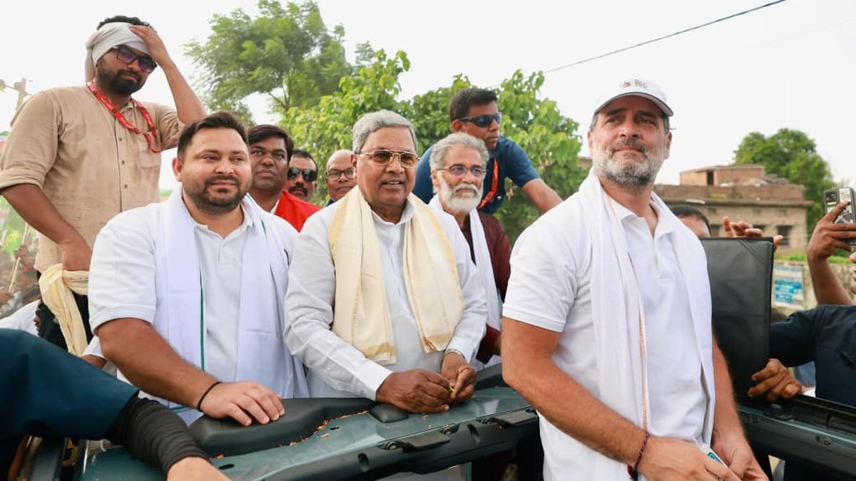 karnataka-chief-minister-joins-rahul’s-‘voter-adhikar-yatra’-in-bihar