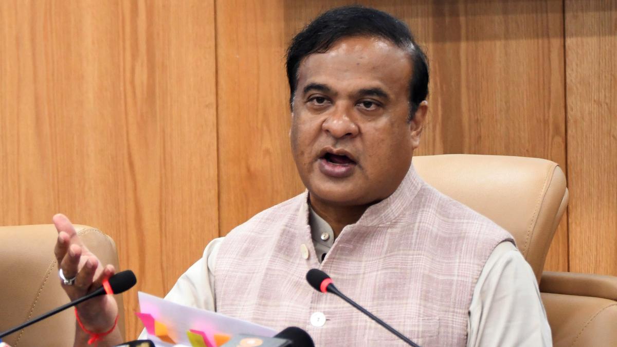 centre-completely-supports-assam-government’s-eviction-drive:-himanta