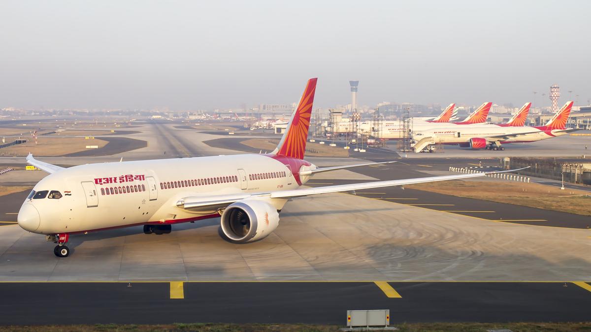 air-india-indore-bound-flight-returns-to-delhi-after-‘fire-indication’
