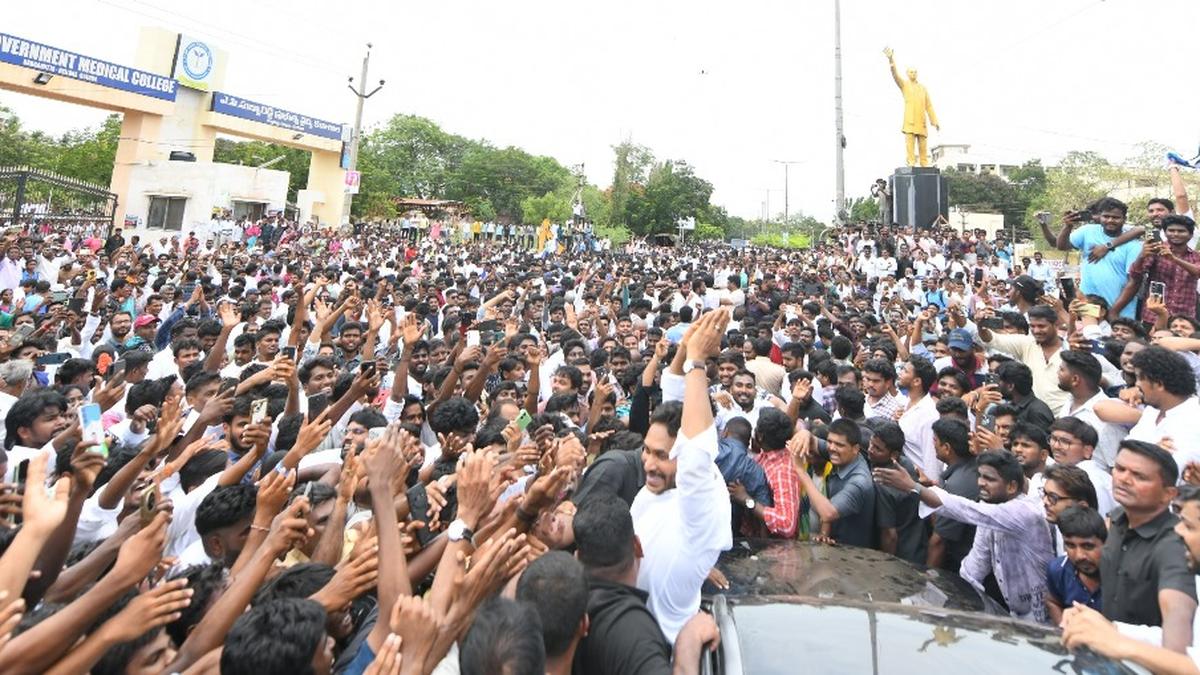 false-cases-being-filed-against-ysrcp-leaders-for-questioning-govt.,-alleges-jagan