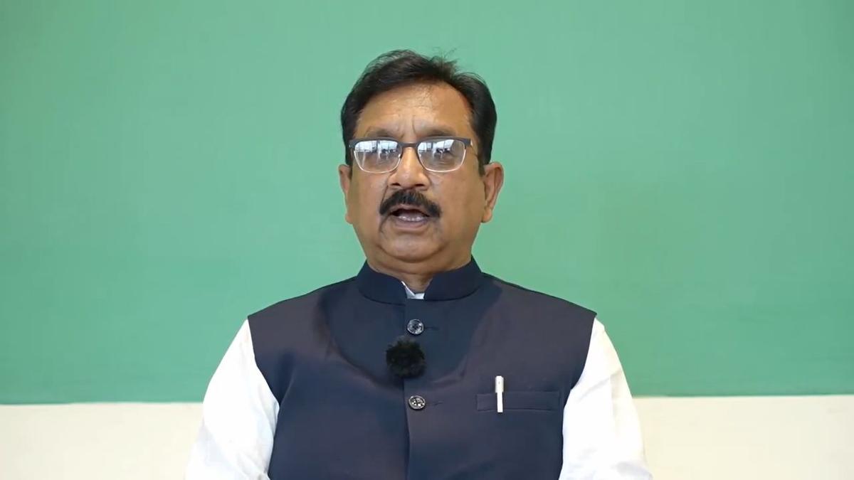 madhya-pradesh-minister-shah-faces-house-heat-over-remarks-on-col.-qureshi;-congress-says-he-must-quit