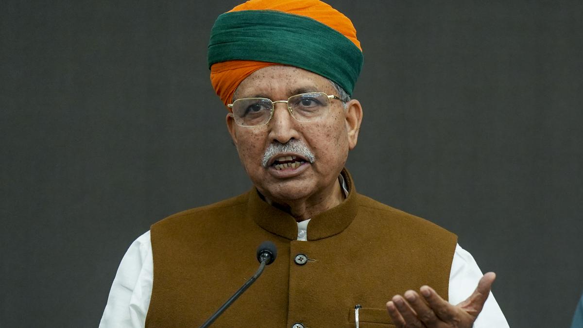 rahul,-congress-trying-to-defame-constitutional-institutions:-union-minister-meghwal